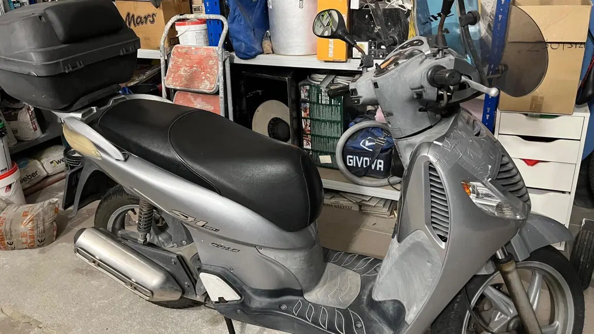Honda SH 150 (2000 - 06)  (3)