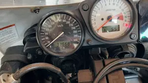 Suzuki GSX R 750 (1996 - 97)  (2)