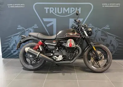 Moto Guzzi V7 Stone Special Edition (2022 - 25) - Annuncio 10137009