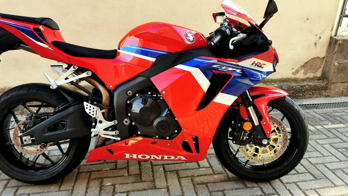 Honda CBR 600 RR (2024 - 26) 