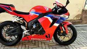 Honda CBR 600 RR (2024 - 26) 