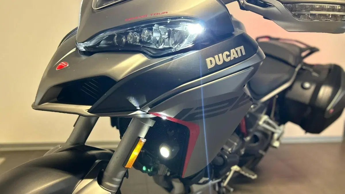 Ducati Multistrada 1260 S Grand Tour (2020)  (6)