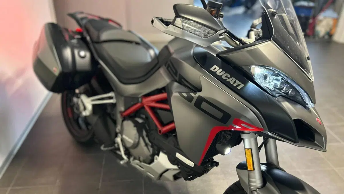 Ducati Multistrada 1260 S Grand Tour (2020)  (8)