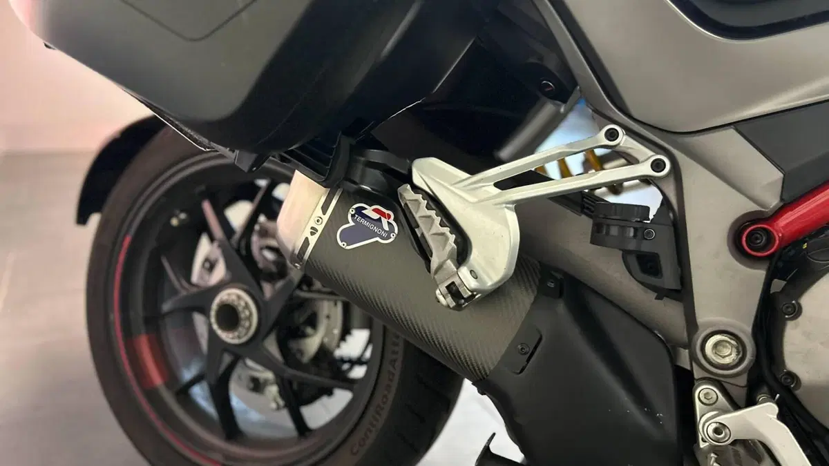 Ducati Multistrada 1260 S Grand Tour (2020)  (9)