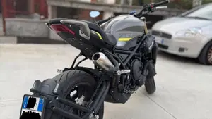 Benelli 752 S (2022 - 25)  (4)