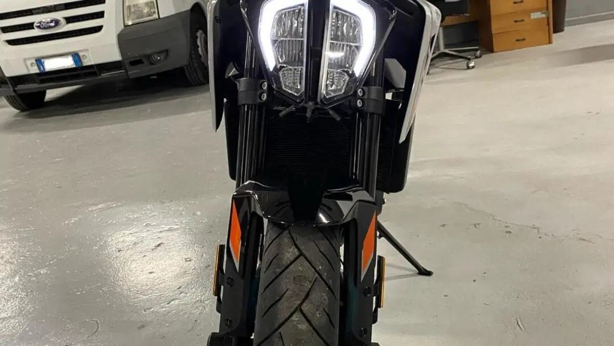 KTM 790 Duke L (2023 - 24)  (2)