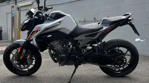 KTM 790 Duke L (2023 - 24)  (6)