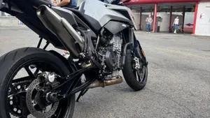 KTM 790 Duke L (2023 - 24)  (7)