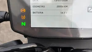 KTM 790 Duke L (2023 - 24)  (14)