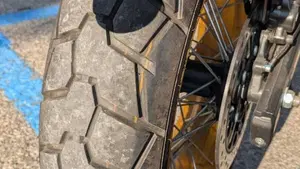 Royal Enfield Himalayan 450 Tubeless (2024 - 26)  (7)
