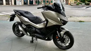 Honda Forza 750 (2025 - 26) 