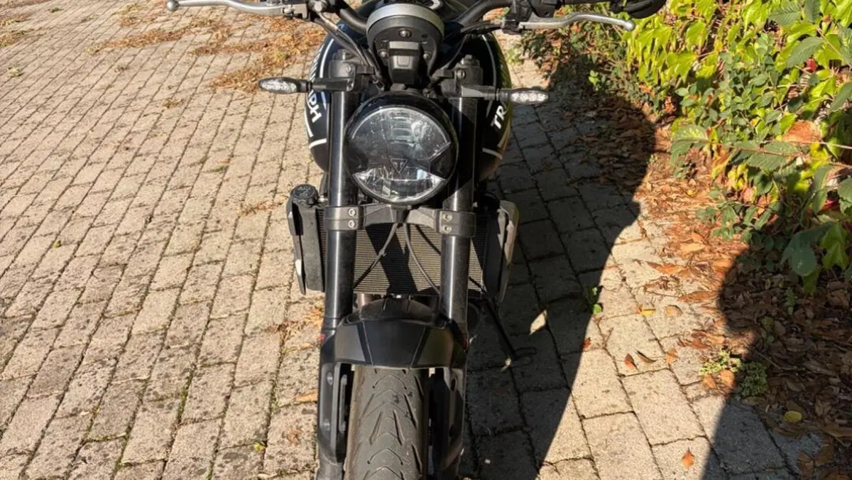 Triumph Trident 660 (2021 - 24)  (4)