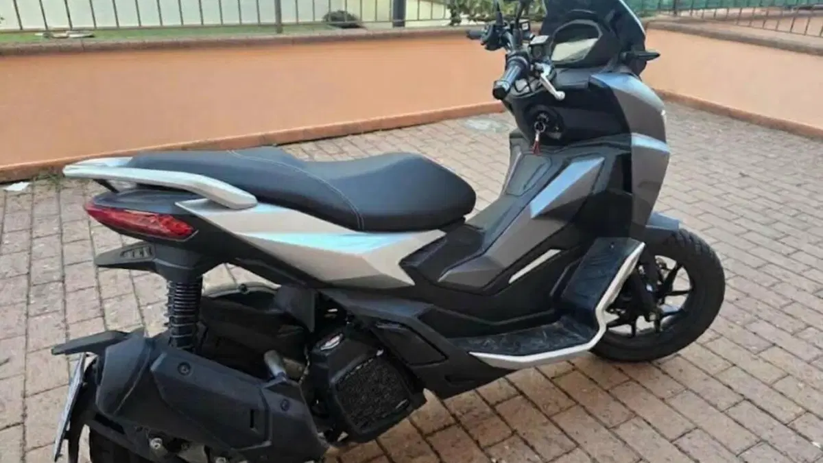 Aprilia SR GT 200 (2025 - 26) 