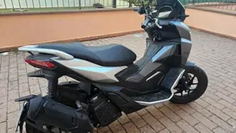 Aprilia SR GT 200 (2025 - 26) usata