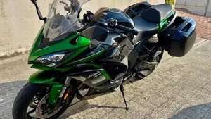Kawasaki Ninja 1000 SX Tourer (2021 - 24)  (2)