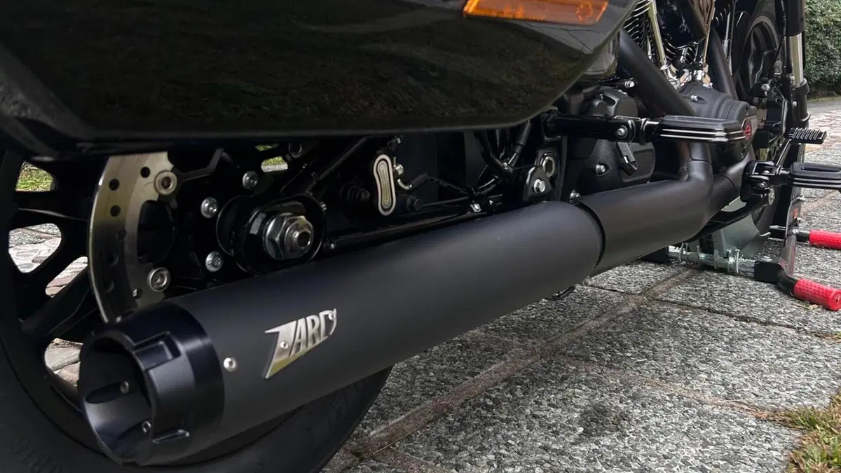Harley-Davidson Low Rider ST (2025 - 26)  (4)