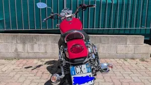Moto Guzzi Nevada 750 Classic i.e. (2004 - 06)  (6)