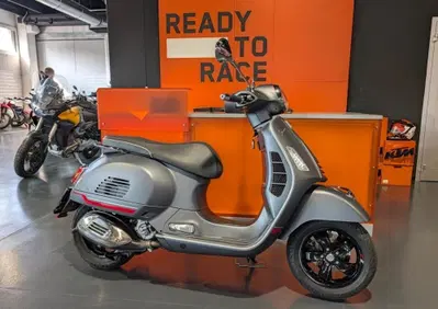 Vespa GTS 300 Super Sport Hpe (2021 - 22) - Annuncio 10137283