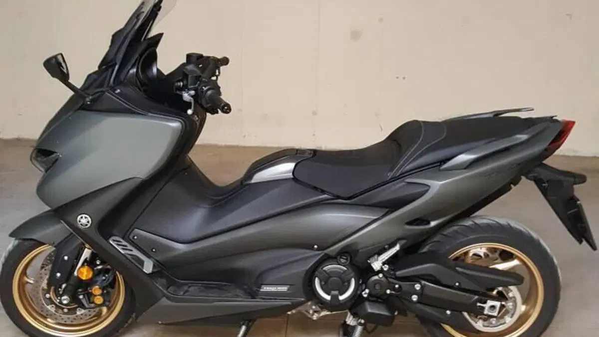Yamaha T-Max 560 Tech Max (2021) 