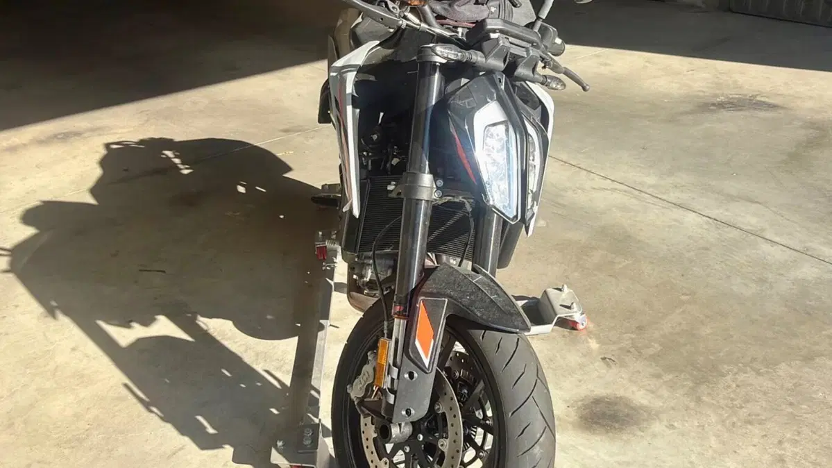 KTM 790 Duke L (2023 - 24)  (3)