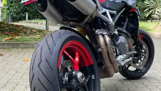 Ducati Hypermotard 950 RVE (2022 - 25) usata