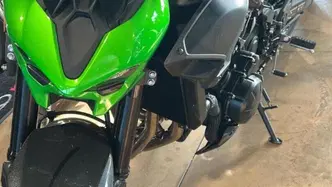 Kawasaki Z 900 Performance (2025 - 27) usata
