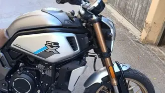 CFMOTO 700CL-X Heritage (2021 - 26) usata