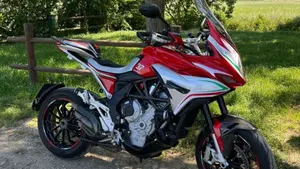 MV Agusta Turismo Veloce 800 Lusso (2014 - 16) 