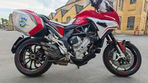 MV Agusta Turismo Veloce 800 Lusso (2014 - 16)  (4)
