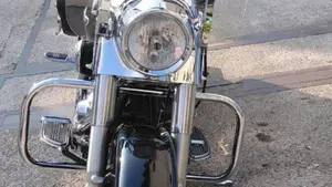 Harley-Davidson 1690 Road King Custom (2007) - FLHRS  (2)