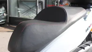 Sym HD 300 (2021 - 25)  (10)