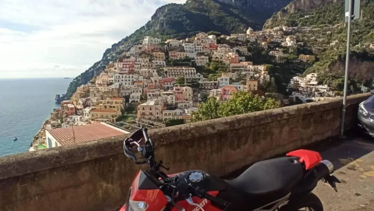 Ducati Hypermotard 796 (2012) 