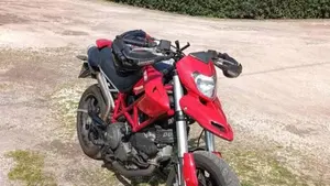 Ducati Hypermotard 796 (2012)  (3)