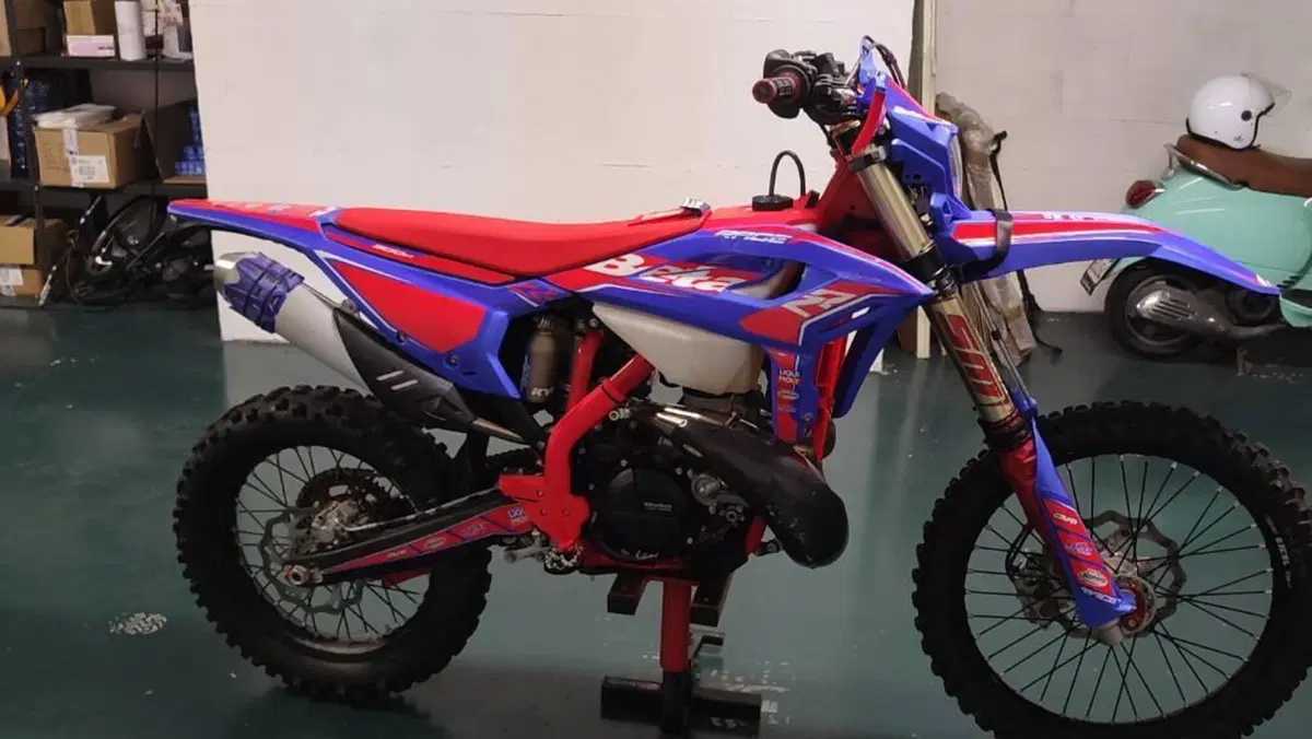 Betamotor RR 300 2T Enduro Race (2026)  (3)
