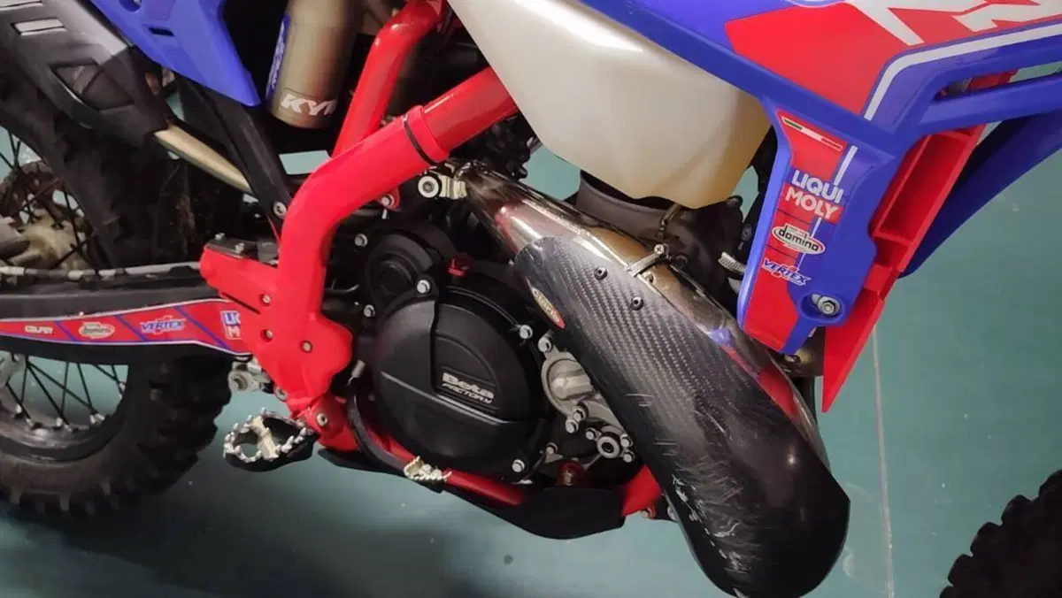 Betamotor RR 300 2T Enduro Race (2026)  (6)