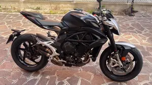 MV Agusta Brutale 800 EAS ABS (2016 - 19)  (2)