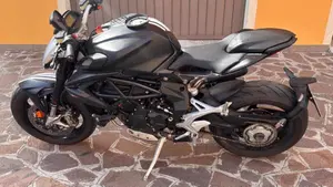 MV Agusta Brutale 800 EAS ABS (2016 - 19)  (4)