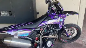 Fantic Motor Motard 125 Performance 4t (2020)  (2)