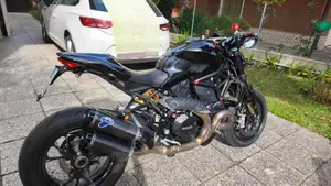 Ducati Monster 1200 R (2016 - 19)  (4)
