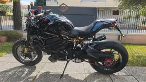 Ducati Monster 1200 R (2016 - 19)  (6)