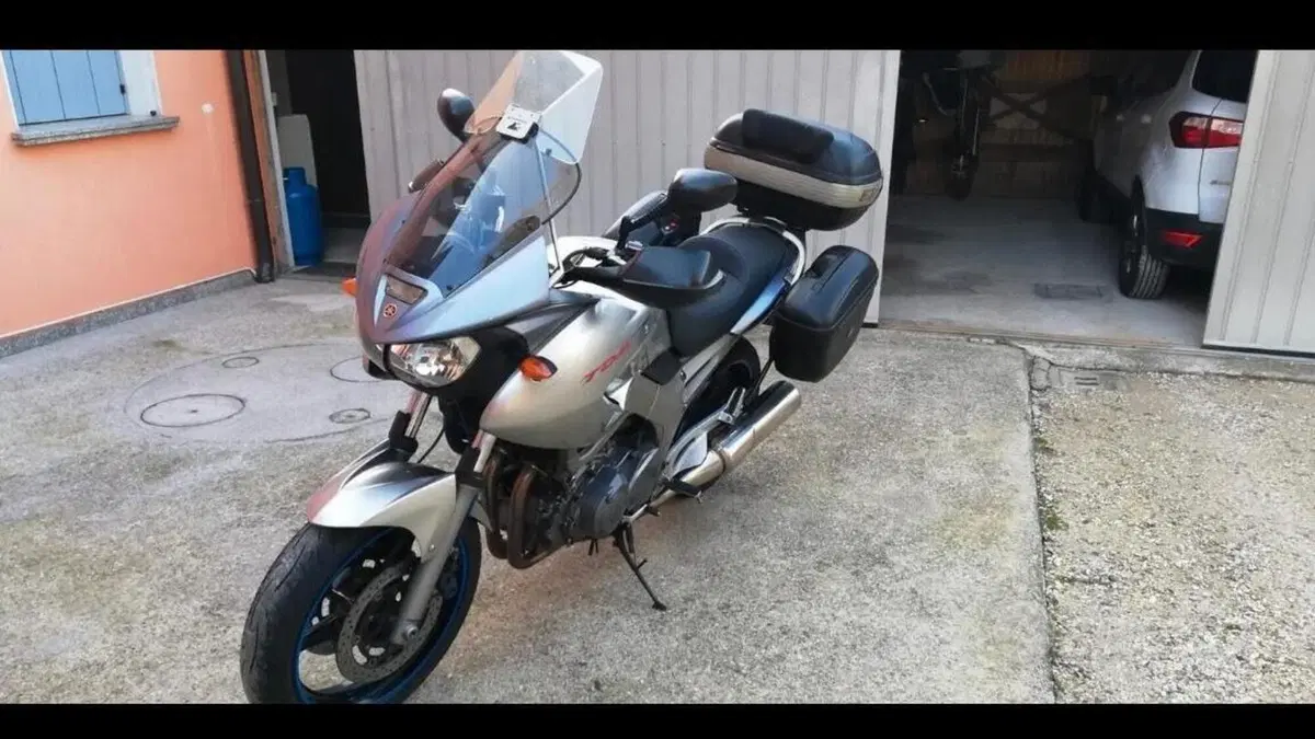 Yamaha TDM 900 (2002 - 14)  (2)