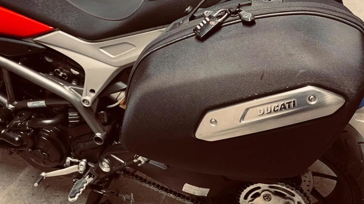 Ducati Hyperstrada 939 (2016 - 18)  (4)