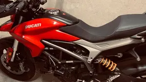 Ducati Hyperstrada 939 (2016 - 18)  (11)