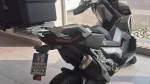 Honda X-ADV 750 (2018 - 20) 