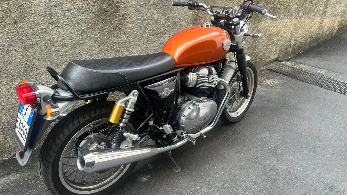 Royal Enfield Interceptor 650 (2021 - 26)  (4)