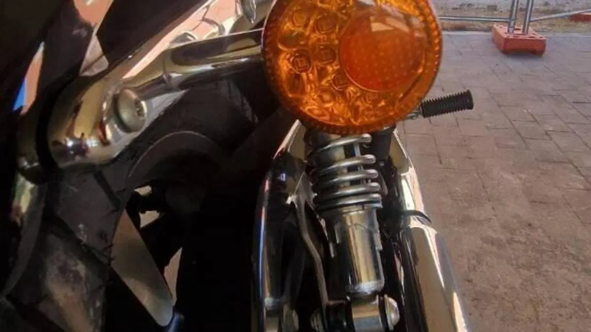 Harley-Davidson 1200 Custom CA (2013 - 17) - XL 1200CA  (9)