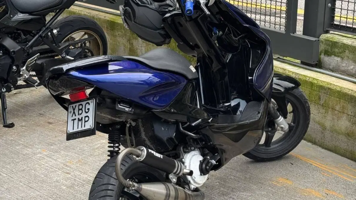 Yamaha Aerox 50 (1999 - 07)  (2)