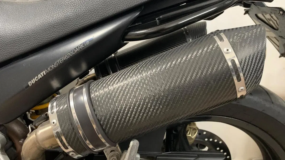 Ducati Monster 620 Dark (2003 - 06)  (6)