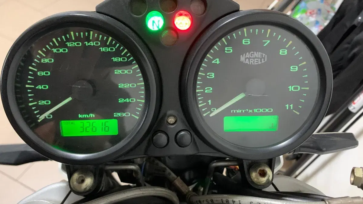 Ducati Monster 620 Dark (2003 - 06)  (9)