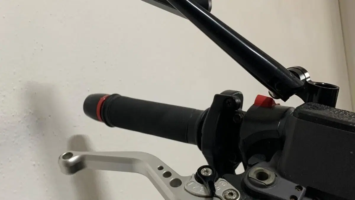 Ducati Monster 620 Dark (2003 - 06)  (10)